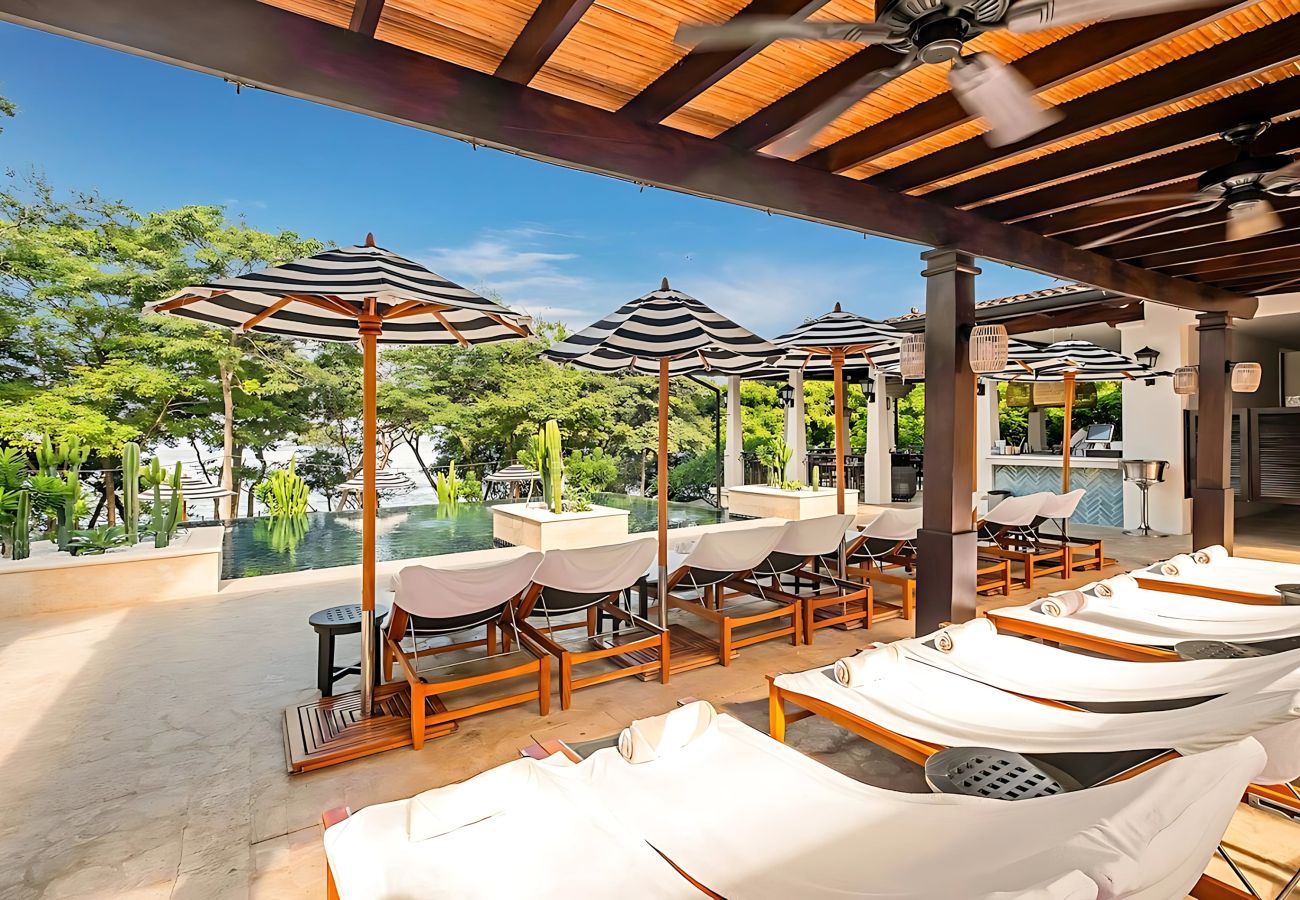 Residencial en Las Catalinas - Beach Club Included | 1 min to beach | sleeps 5 | Plaza Mercado 12