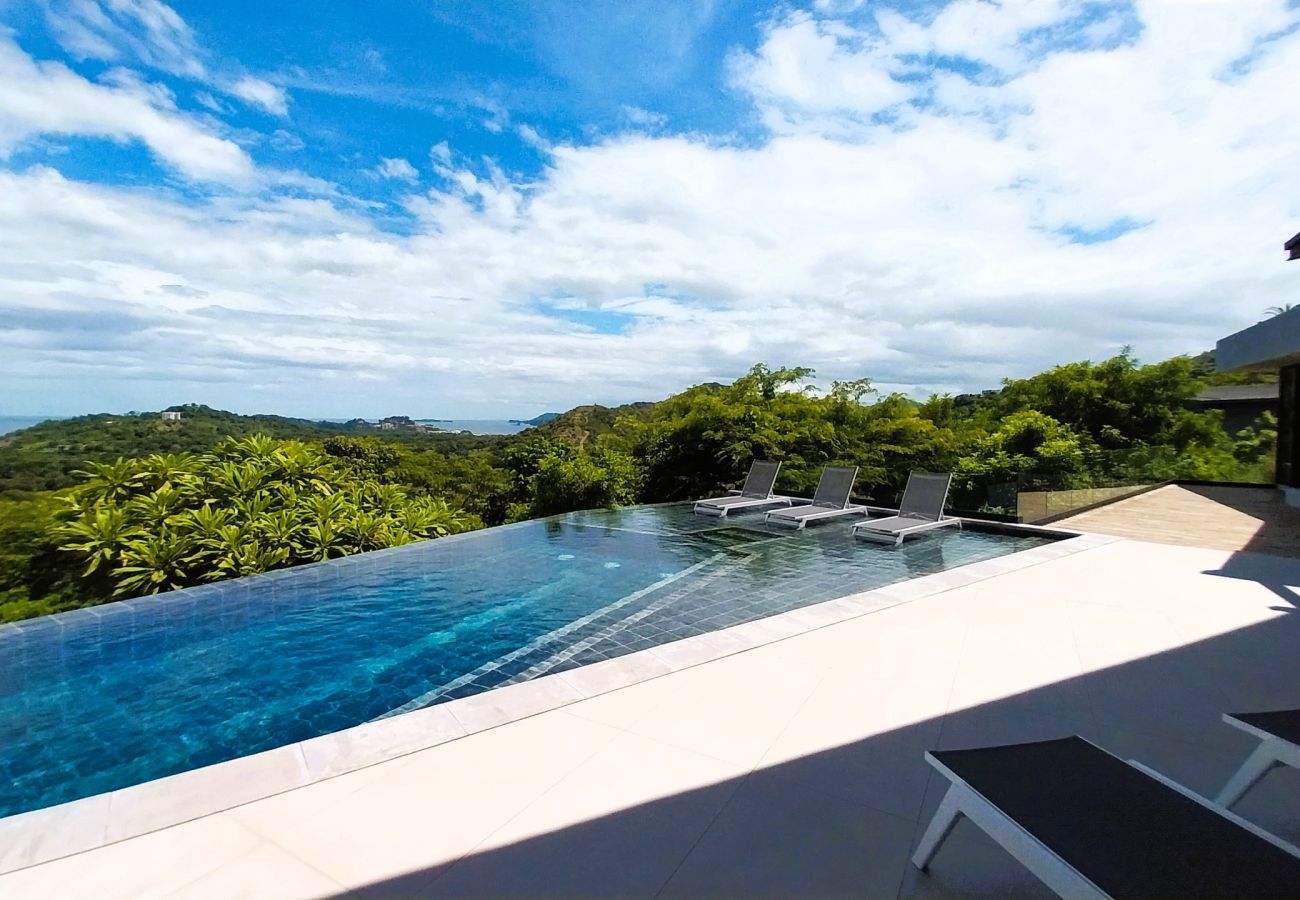 Casa en Playa Flamingo - Luxury 5BR Oasis with Panoramic Ocean Views & Pool - Casa Vista Contenta Mainhouse