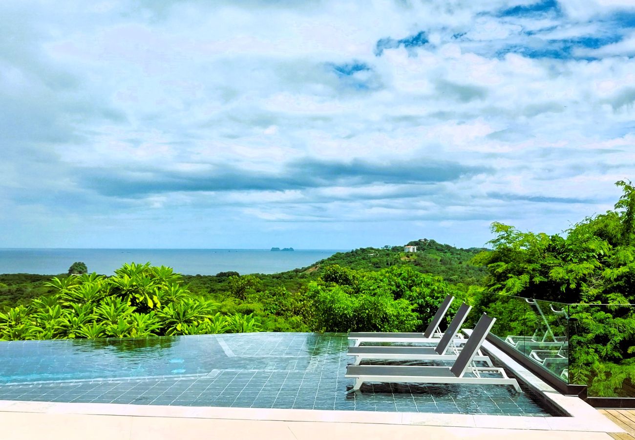 Casa en Playa Flamingo - Luxury 5BR Oasis with Panoramic Ocean Views & Pool - Casa Vista Contenta Mainhouse