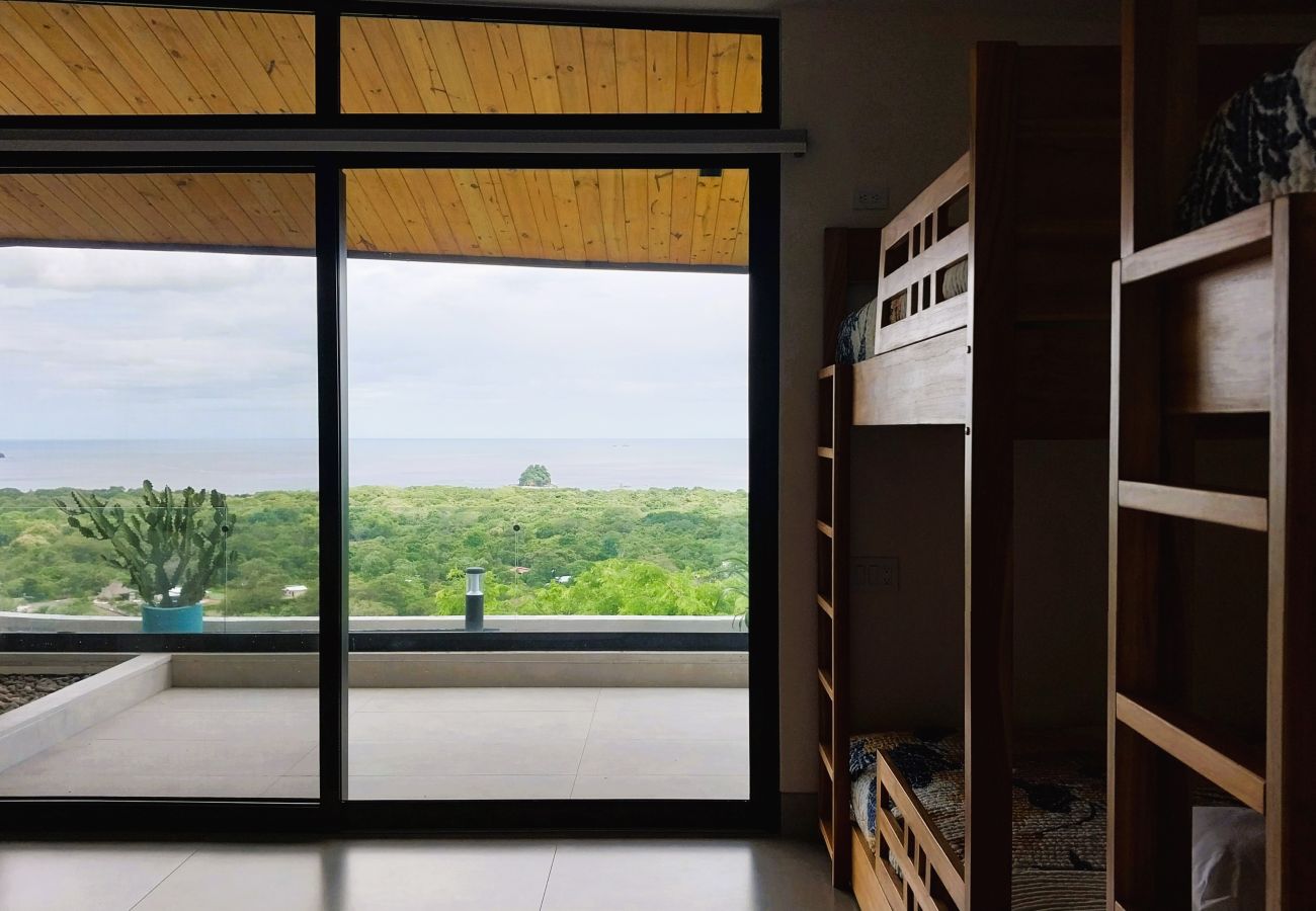 Casa en Playa Flamingo - Luxury 5BR Oasis with Panoramic Ocean Views & Pool - Casa Vista Contenta Mainhouse