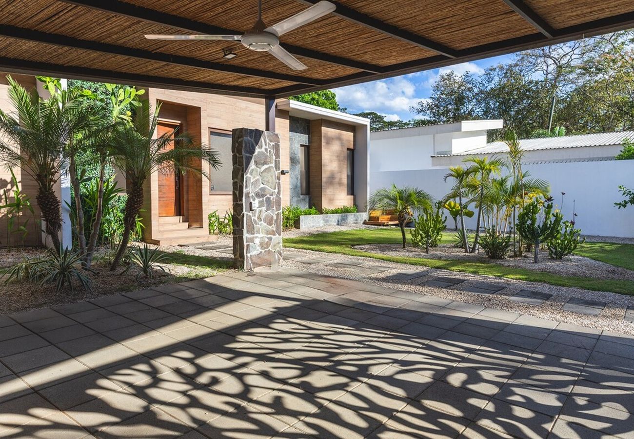 Casa en Potrero - 3 King Suites | Pool, Outdoor Oasis | Casa Coralis
