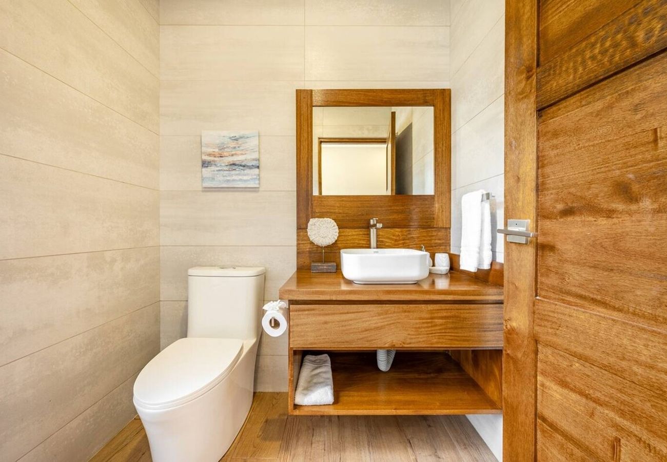 Casa en Potrero - 3 King Suites | Pool, Outdoor Oasis | Casa Coralis