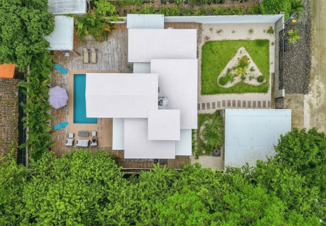 Casa en Potrero - 3 King Suites | Pool, Outdoor Oasis | Casa Coralis