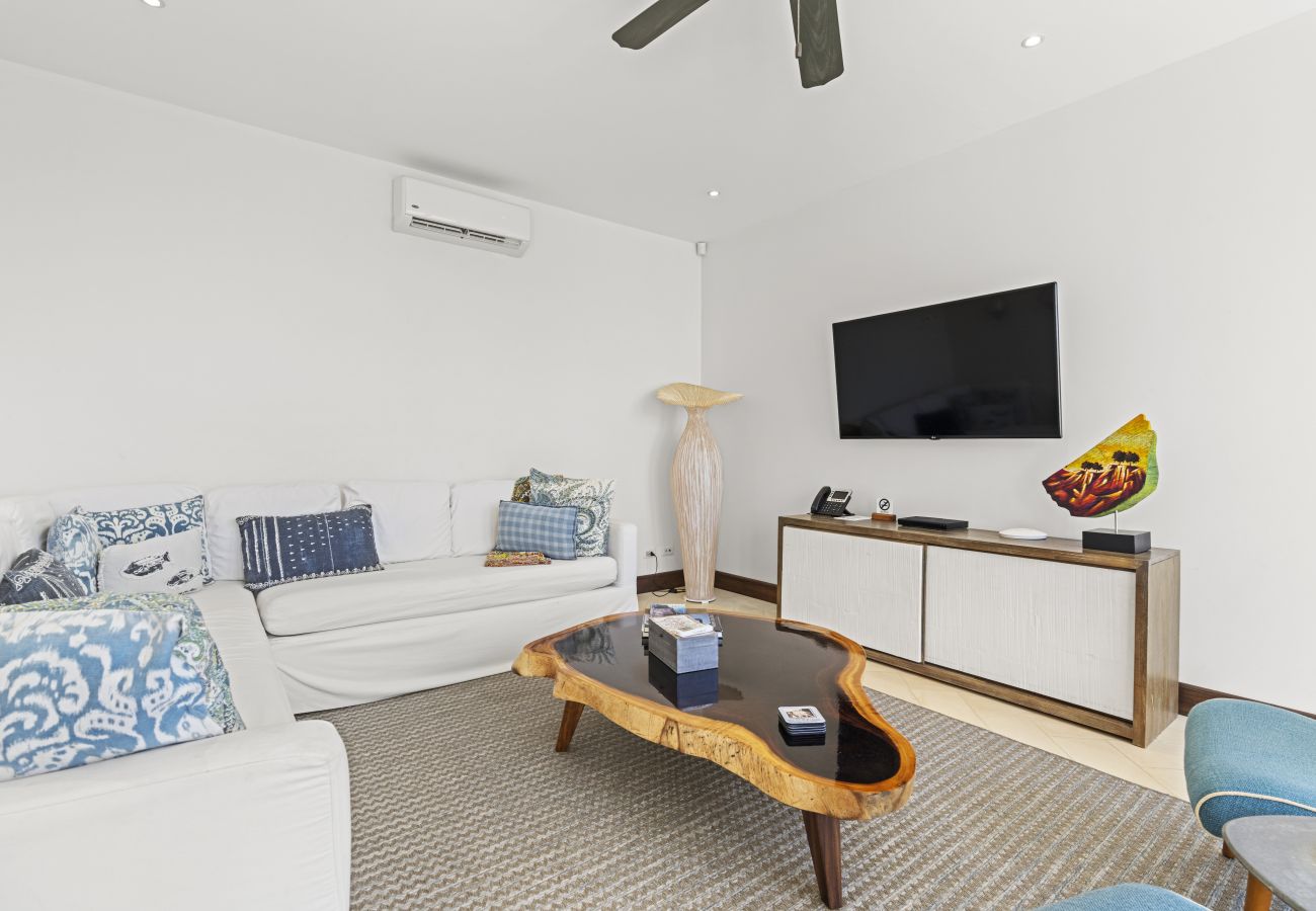 Casa en Las Catalinas - Oceanview, beach club, plunge pool, steps to beach – Casa Olas