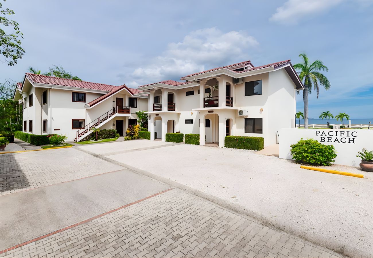 Residencial en Potrero - Beachfront Condo•BBQ•pool•prime location•sleeps 4 - Pacific Beach 9