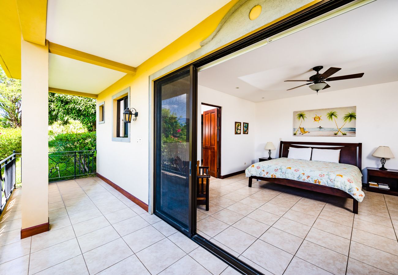 Casa adosada en Potrero - Ocean-View Townhouse | Pool | Walk to Playa Prieta – Villas Catalina 15