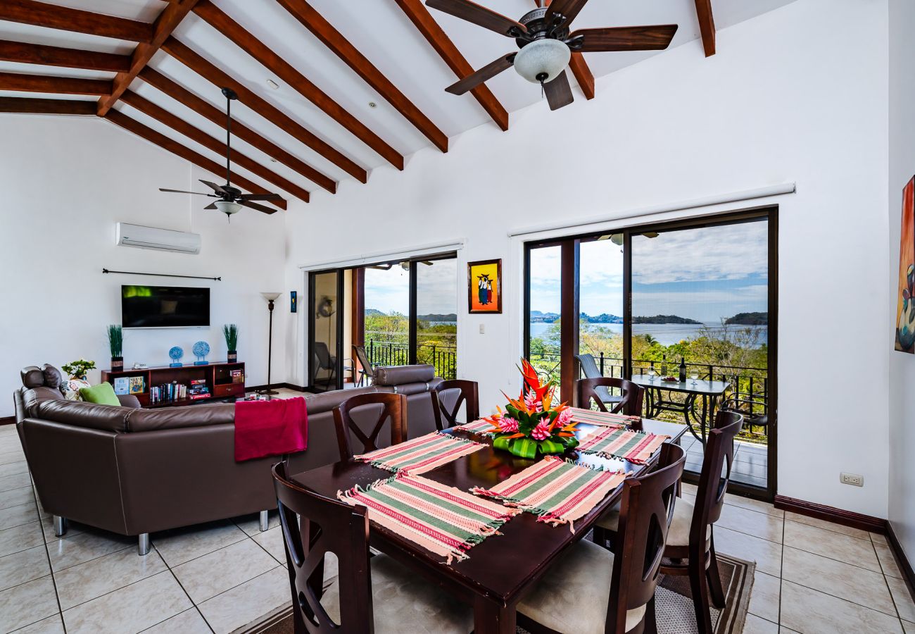 Casa adosada en Potrero - Ocean-View Townhouse | Pool | Walk to Playa Prieta – Villas Catalina 15