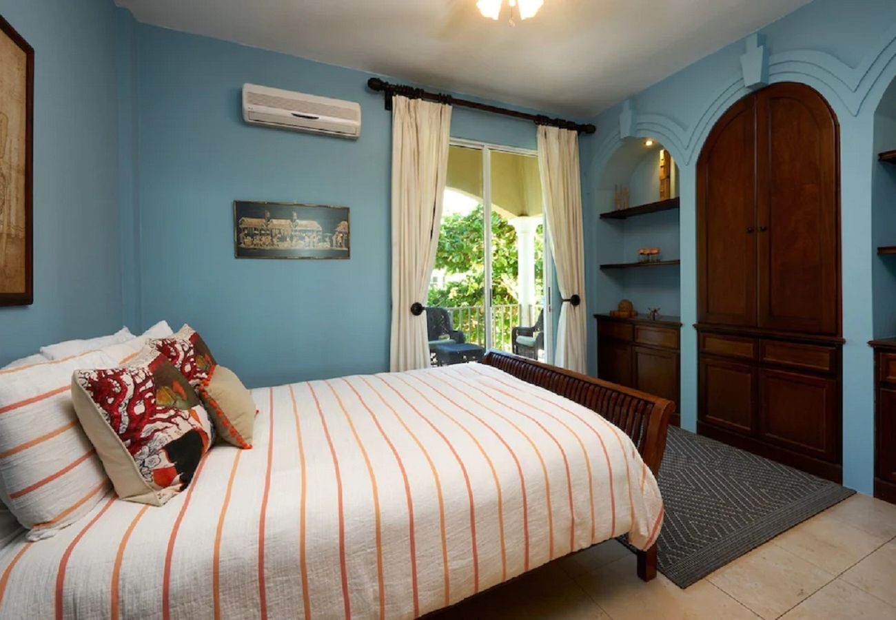 Villa in Potrero - Potrero Beachfront Villa with Pool & Private Chef - Casa Royal