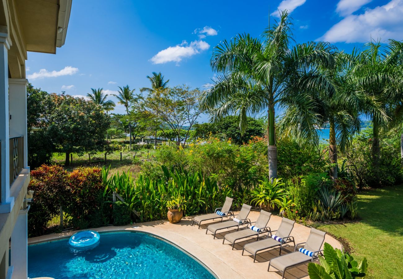Villa in Potrero - Potrero Beachfront Villa with Pool & Private Chef - Casa Royal