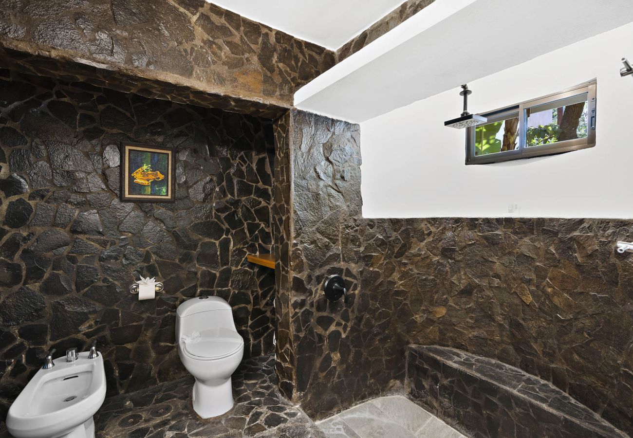 House in Potrero - Beachfront 7BR House w/ Large Pool, Firepit & BBQ • Bella Catalina