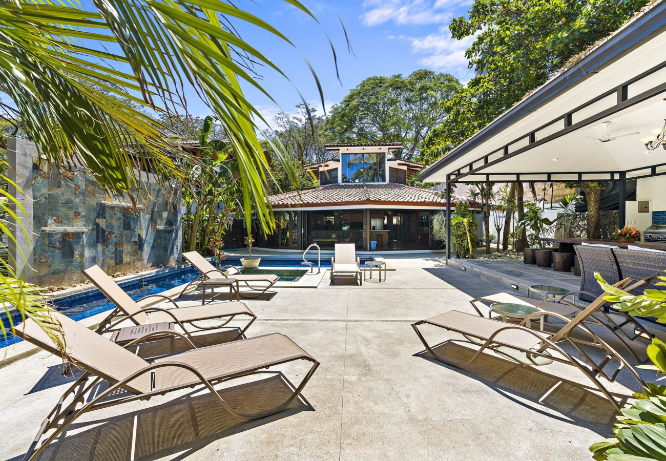 House in Potrero - Beachfront 7BR House w/ Large Pool, Firepit & BBQ • Bella Catalina