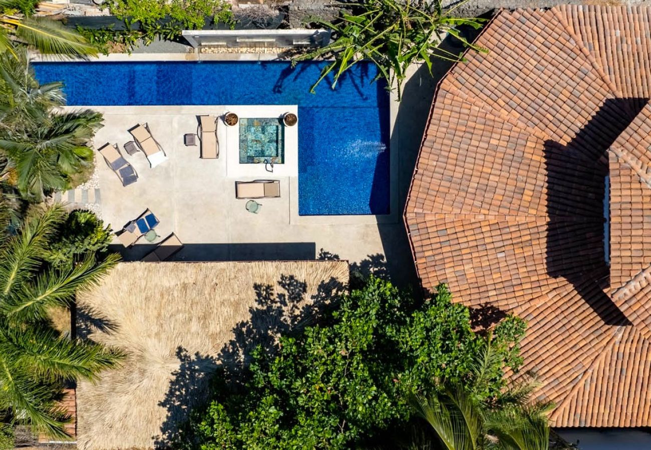 House in Potrero - Beachfront 7BR House w/ Large Pool, Firepit & BBQ • Bella Catalina