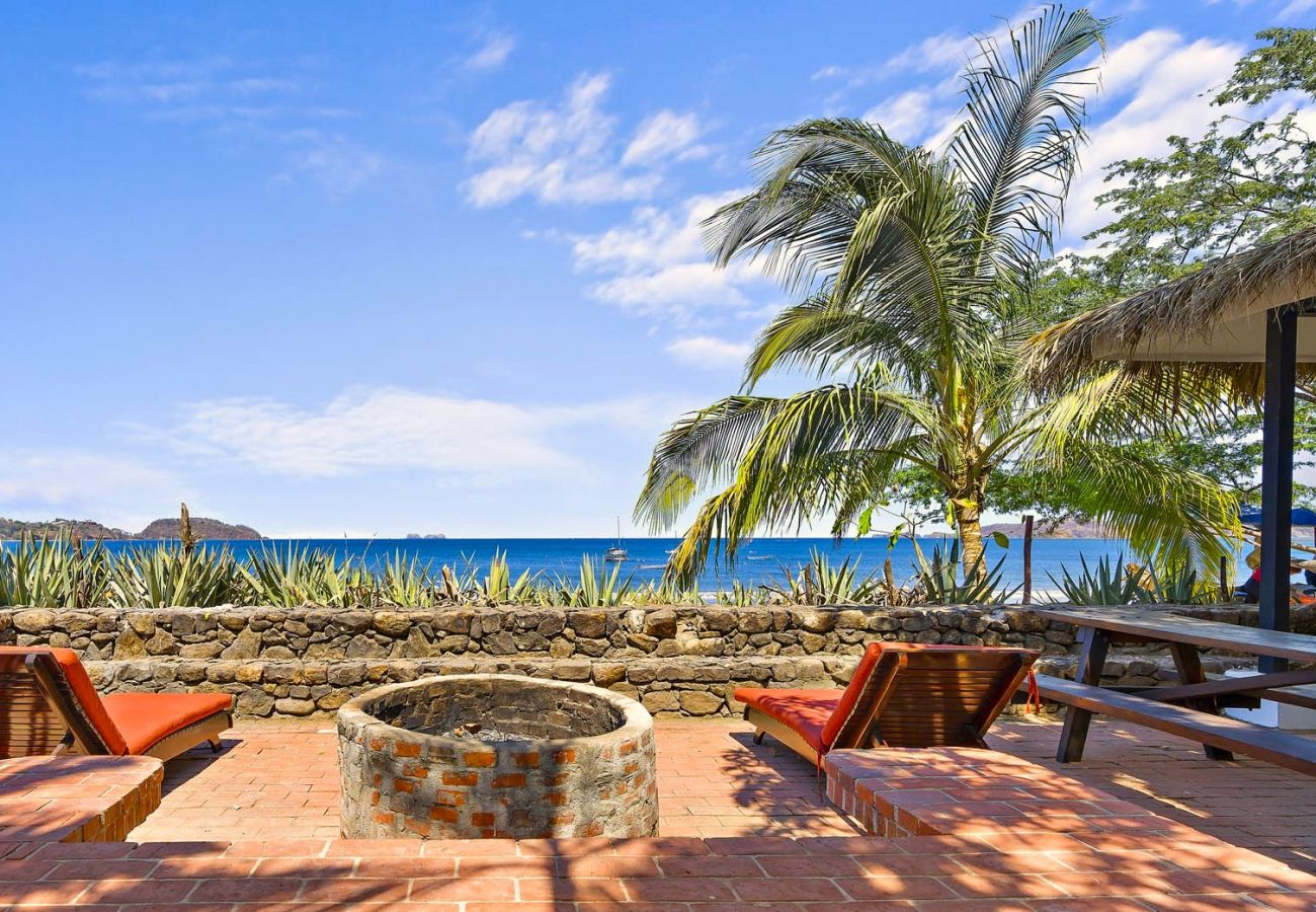 House in Potrero - Beachfront 7BR House w/ Large Pool, Firepit & BBQ • Bella Catalina