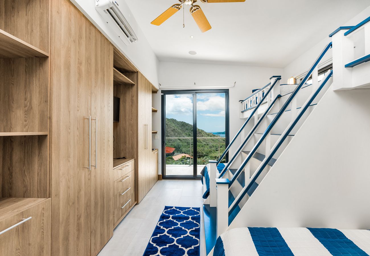 Villa in Playa Flamingo - Top Designer Home: Infinity Pool, 180º Ocean Views - CASA DEL MAR