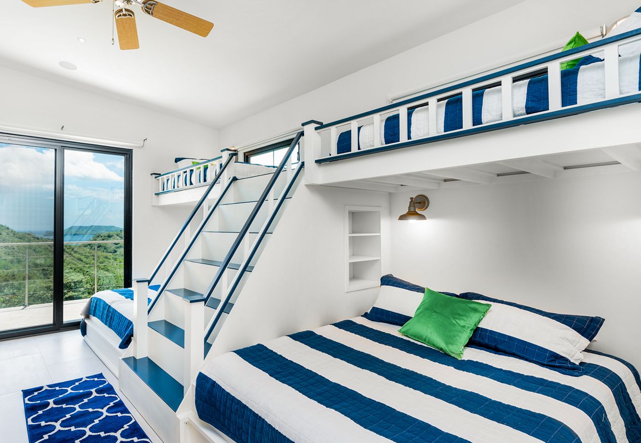 Villa in Playa Flamingo - Top Designer Home: Infinity Pool, 180º Ocean Views - CASA DEL MAR