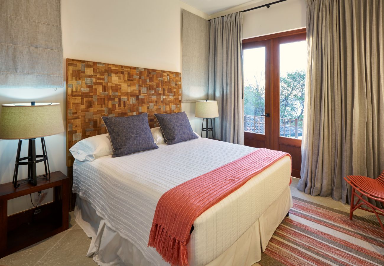 House in Las Catalinas - Oceanfront•Sleeps 6•Full Kitchen•BBQ•Pool•Balcony - Alouatta Guesthouse