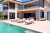Villa in Playa Flamingo - Mar Vista Villa-sleeps 16-infinity pool-Ocean View - luxury Casa de Iluminacion