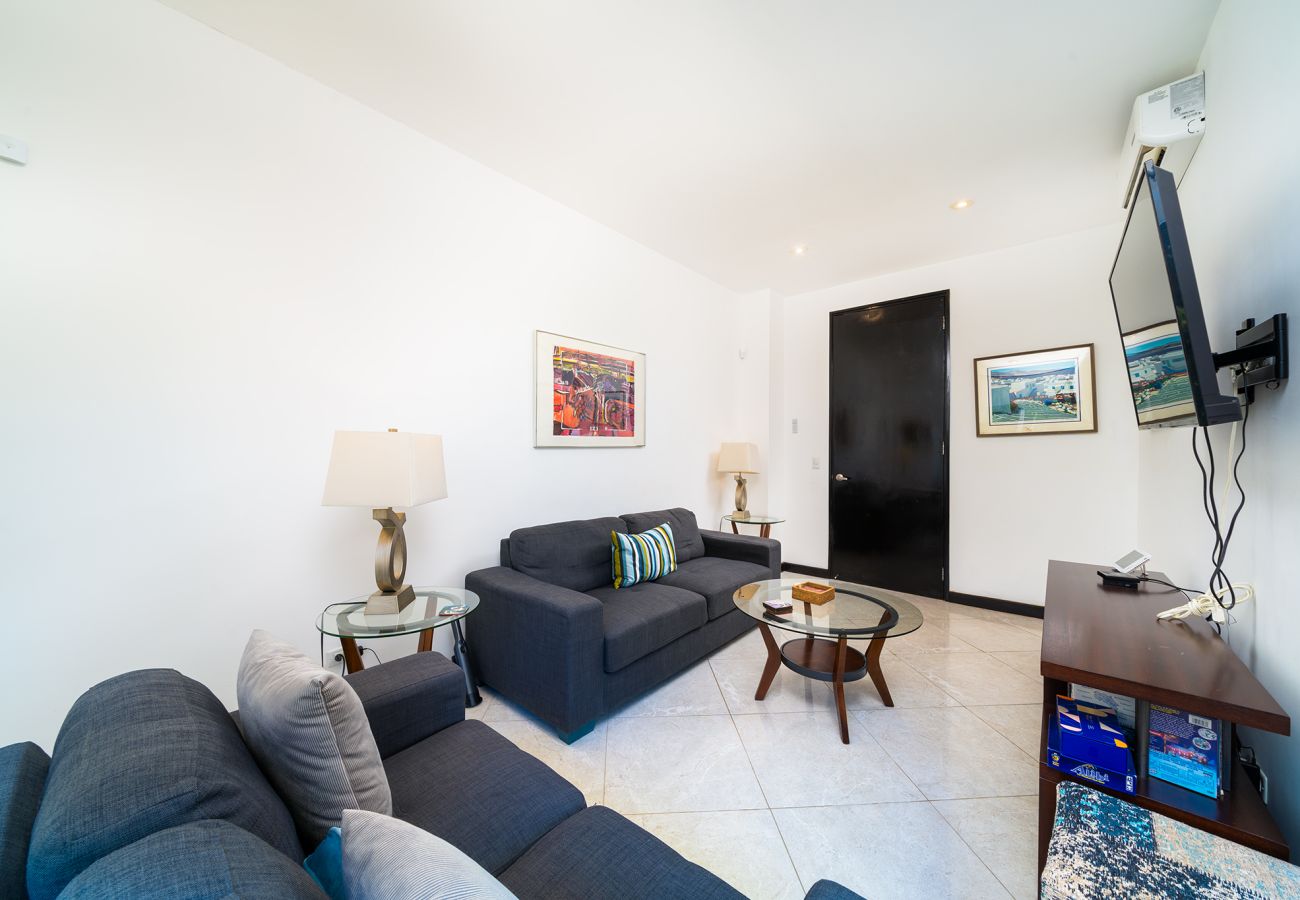 Villa in Potrero - Ocean-View Villa | Stargazing Deck | Infinity Pool – Villa Blanca