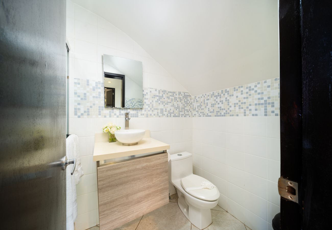 Villa in Potrero - Ocean-View Villa | Stargazing Deck | Infinity Pool – Villa Blanca