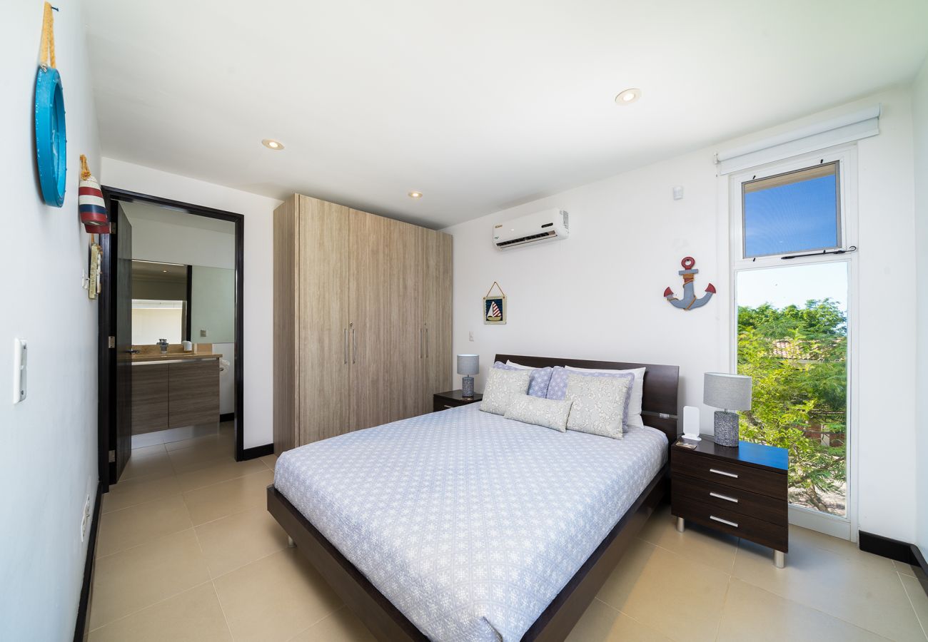 Villa in Potrero - Ocean-View Villa | Stargazing Deck | Infinity Pool – Villa Blanca