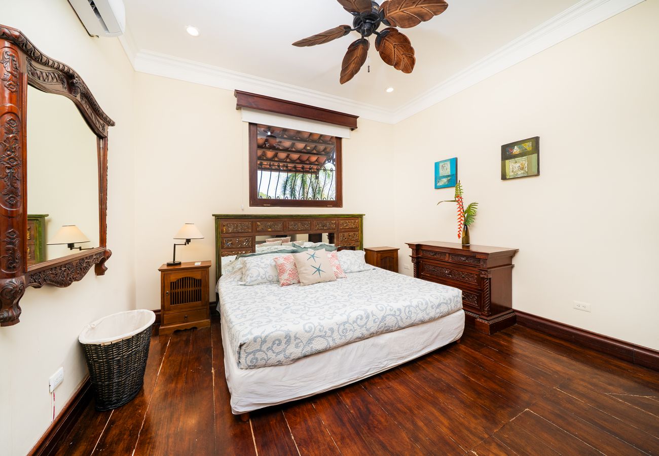 Villa in Potrero - Beachfront Estate | Private Chef, 9 BR, Sleeps 26 - Casa Taj