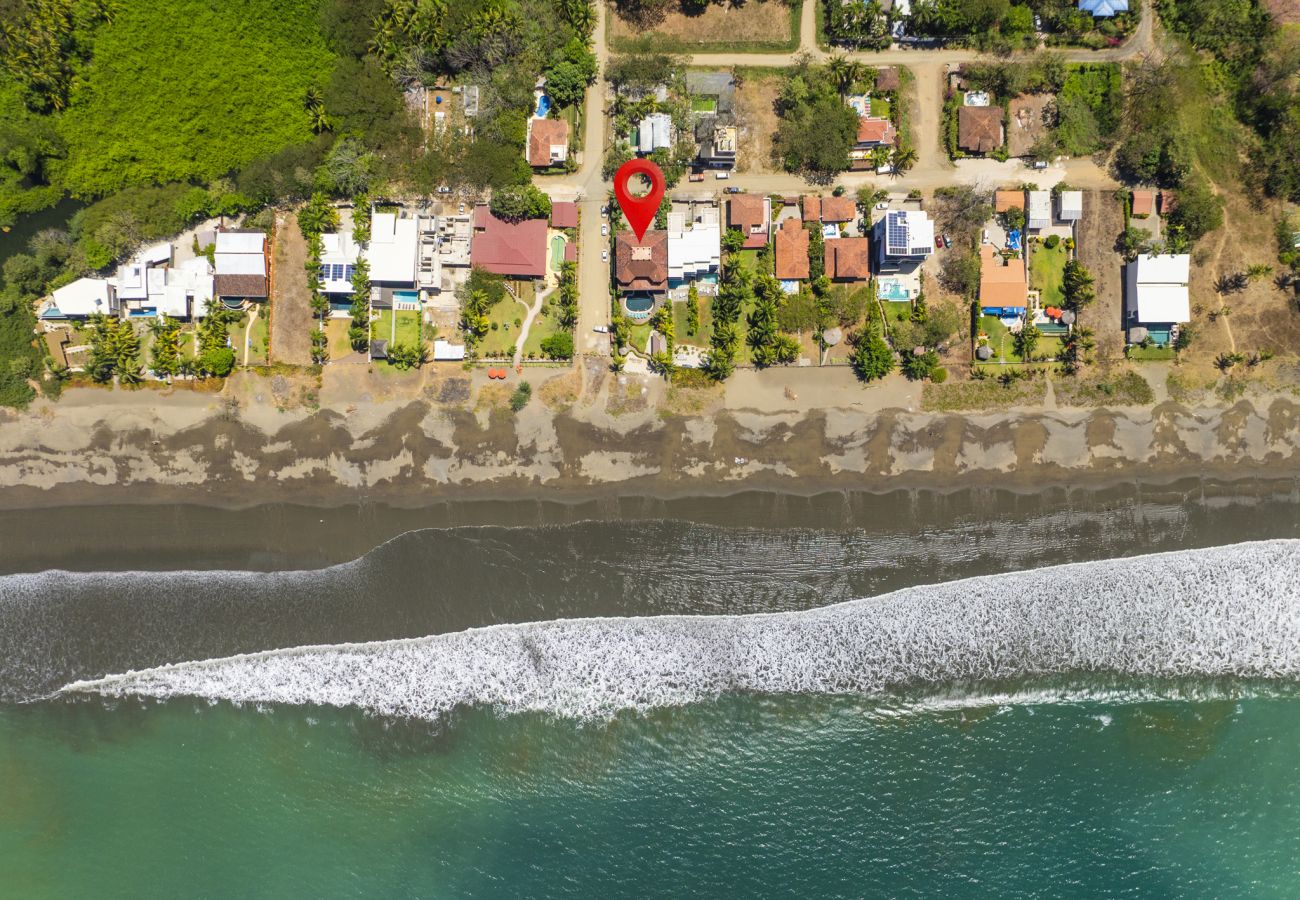 Villa in Potrero - Casa Taj*beachfront*chef service*housekeeping*6 BR