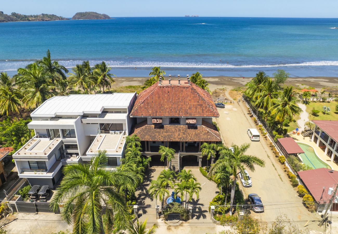 Villa in Potrero - Casa Taj*beachfront*chef service*housekeeping*6 BR