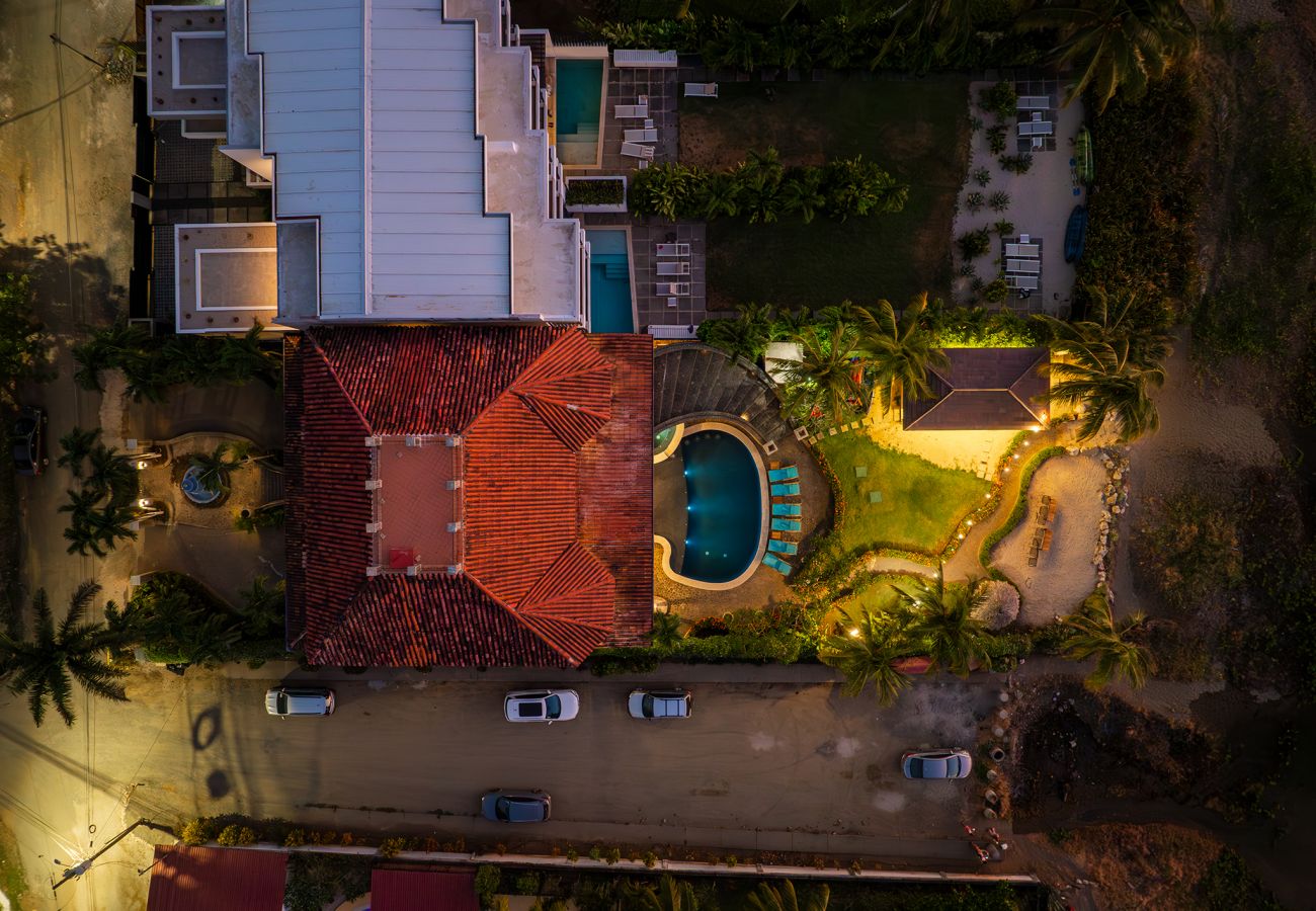 Villa in Potrero - Casa Taj*beachfront*chef service*housekeeping*6 BR
