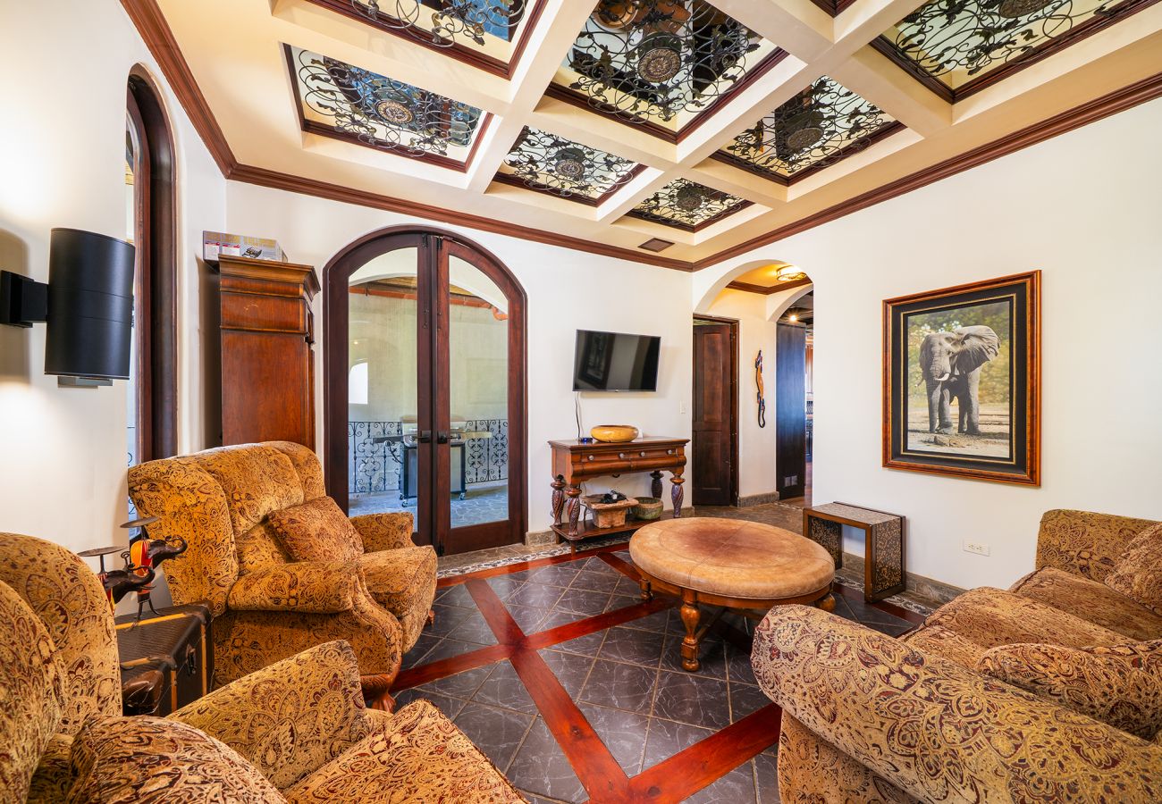 Villa in Potrero - Casa Taj*beachfront*chef service*housekeeping*6 BR