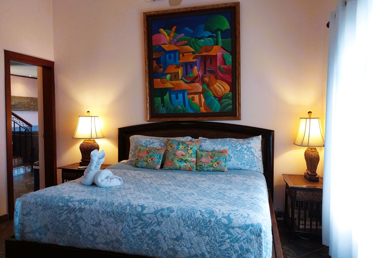 Condominium in Playa Flamingo - 150 m to Marina Flamingo•BBQ•Balcony•extra TV room - Flamingo Rose Vista