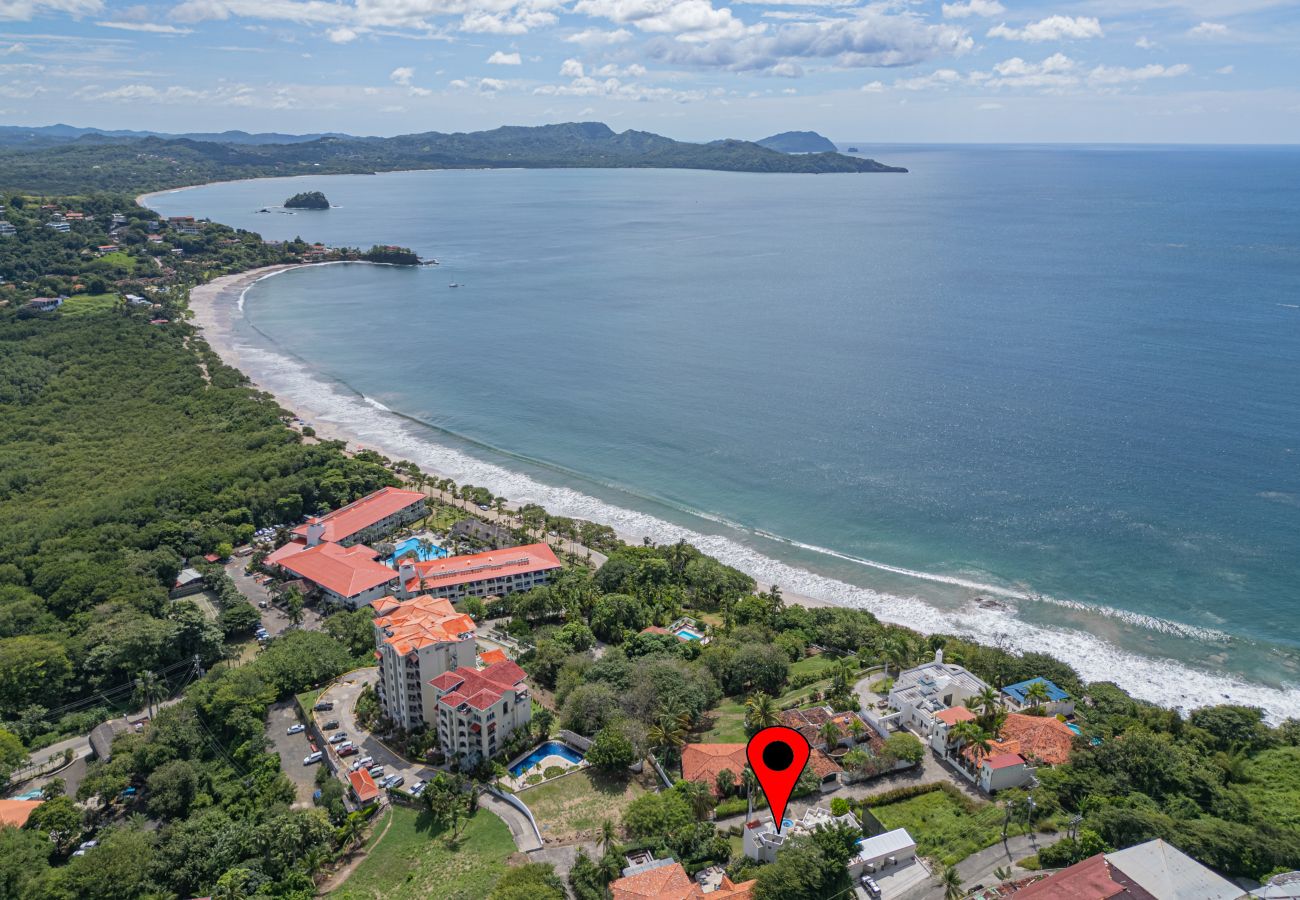Villa in Playa Flamingo - Playa Flamingo: Oceanside Villa w/ rooftop jacuzzi, private located - Lot Four