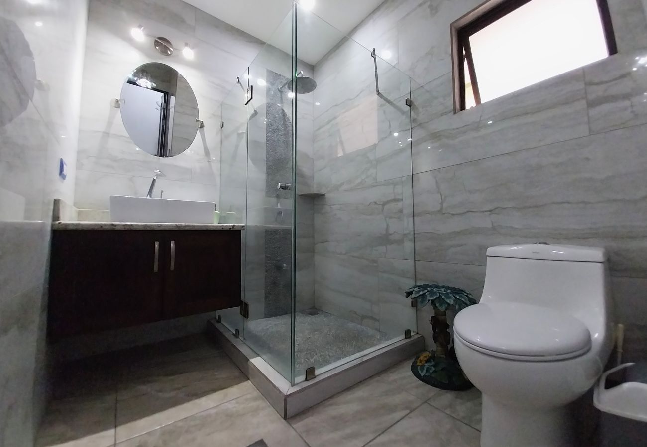 Condominium in Playa Flamingo - Flamingo Center: 2 BR condo w| gorgeous bay views - Punta Plata 521