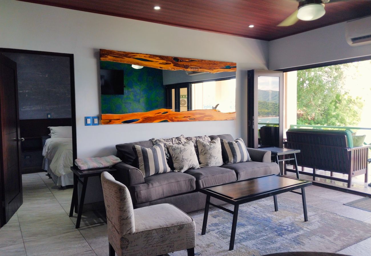Condominium in Playa Flamingo - Flamingo Center: 2 BR condo w| gorgeous bay views - Punta Plata 521