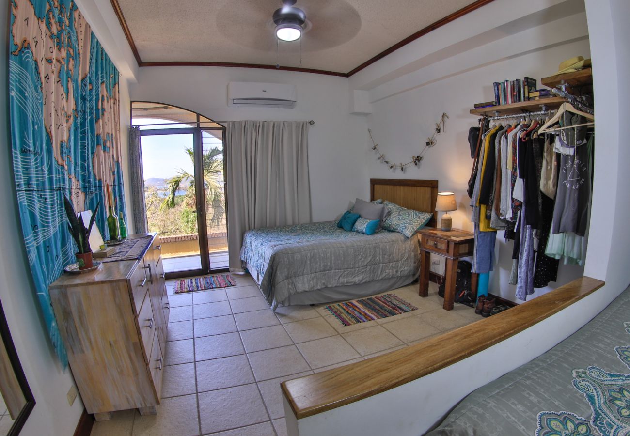 Condominium in Playa Flamingo - 5mins to Marina-Oceanview-Full Kitchen-Pool-AC-Gym – Presidential Suites 4
