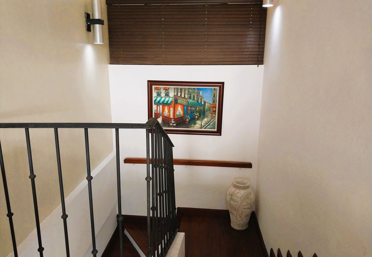 Condominium in Playa Flamingo - 5mins to Marina-Oceanview-Full Kitchen-Pool-AC-Gym – Presidential Suites 4