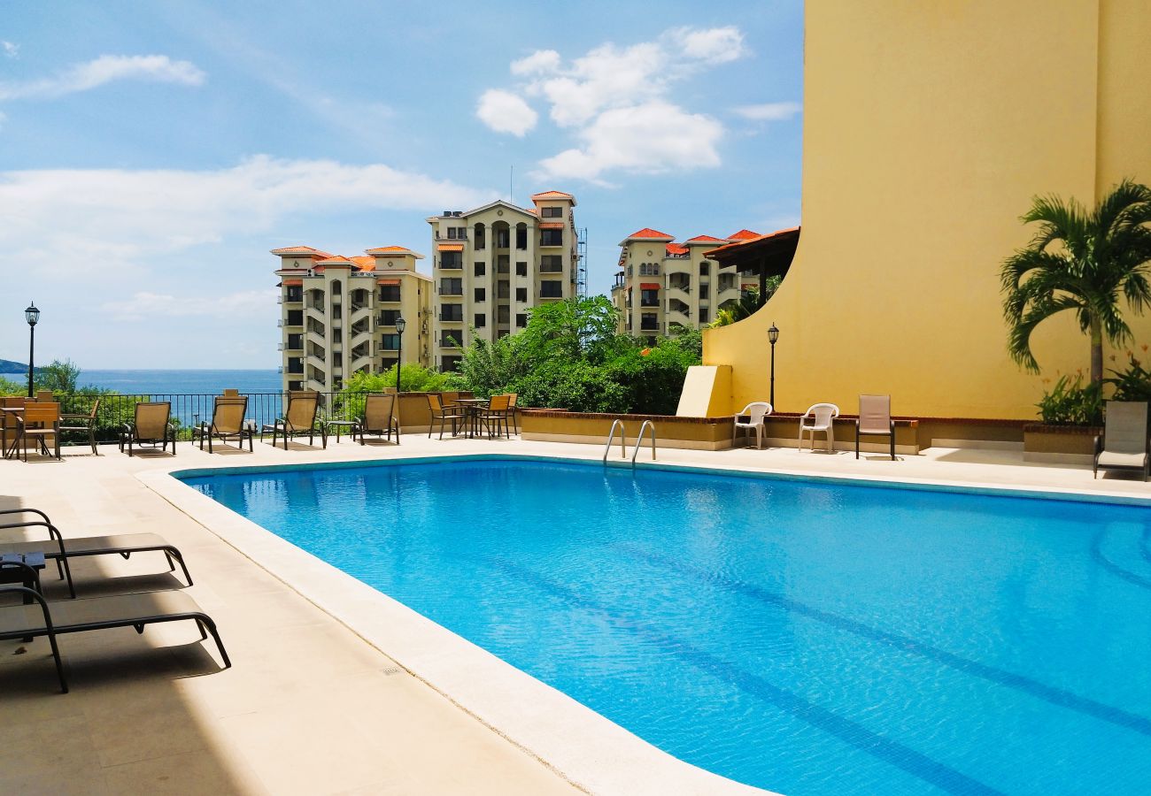 Condominium in Playa Flamingo - 5mins to Marina-Oceanview-Full Kitchen-Pool-AC-Gym – Presidential Suites 4