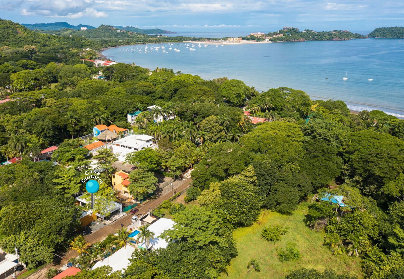 House in Potrero - 350m to beach - Guitar-shaped Pool – Kitchen - BBQ: Casa Guitarra