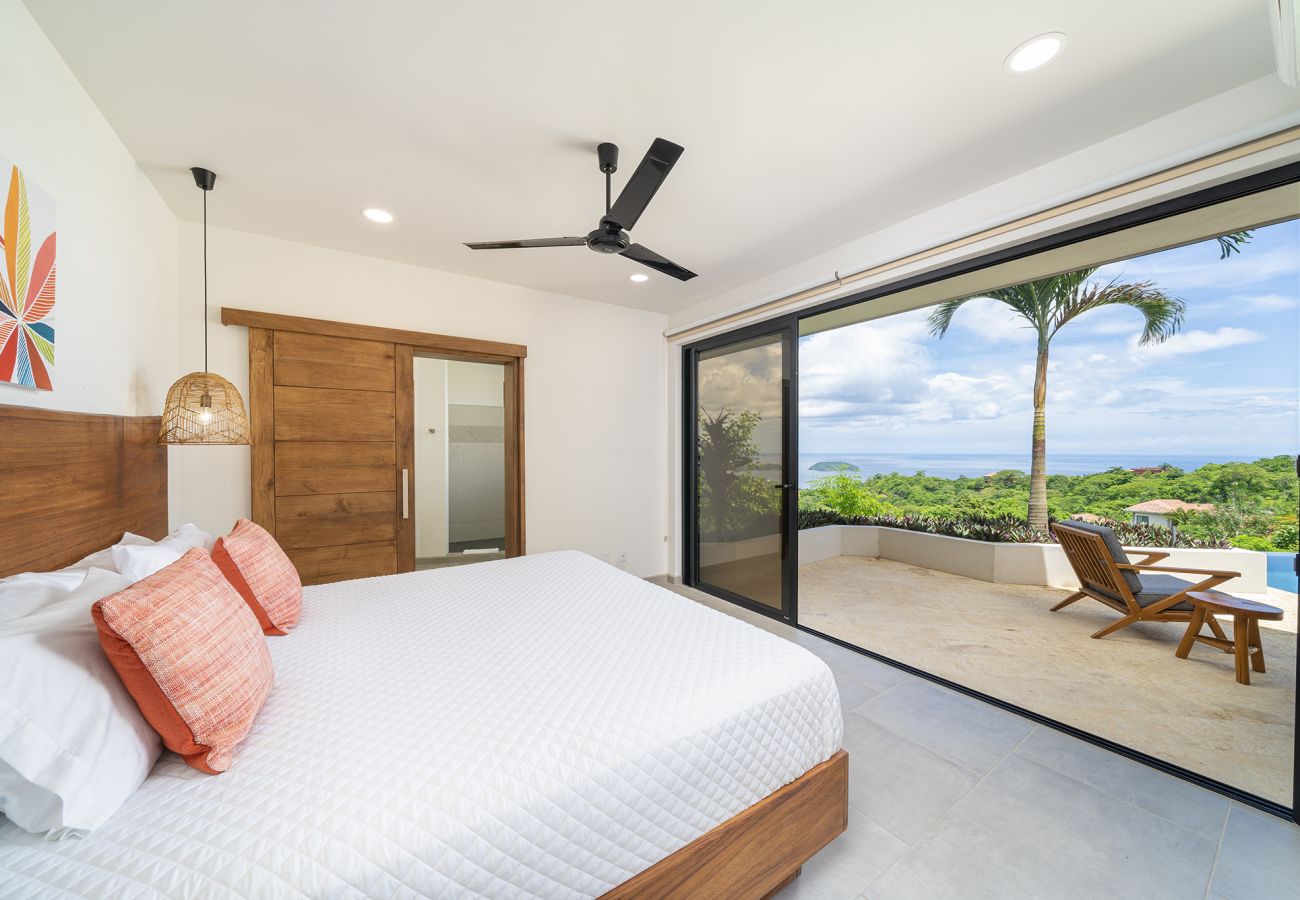 Villa in Potrero - Serene Villa: Ocean View Pool, Rooftop Deck, 5 BR - Villa Vista Pacifico