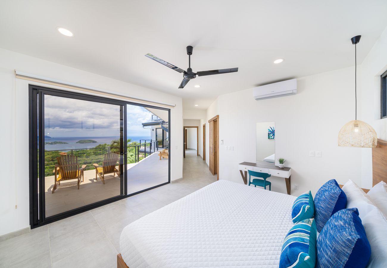 Villa in Potrero - Serene Villa: Ocean View Pool, Rooftop Deck, 5 BR - Villa Vista Pacifico