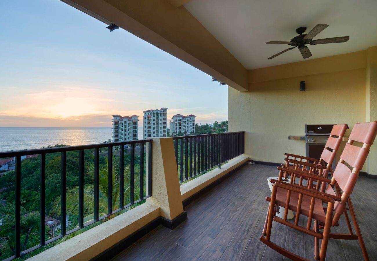 Condominium in Playa Flamingo - Playa Flamingo: Remote Working Paradise w| amazing views - Presidential Suites 19