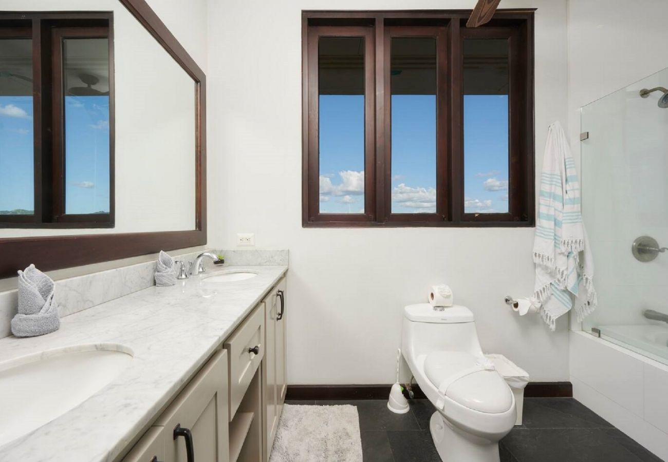 Condominium in Playa Flamingo - Playa Flamingo: Remote Working Paradise w| amazing views - Presidential Suites 19