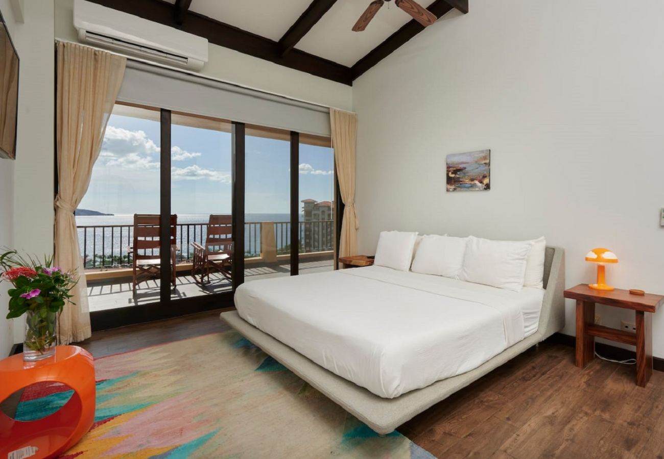 Condominium in Playa Flamingo - Playa Flamingo: Remote Working Paradise w| amazing views - Presidential Suites 19