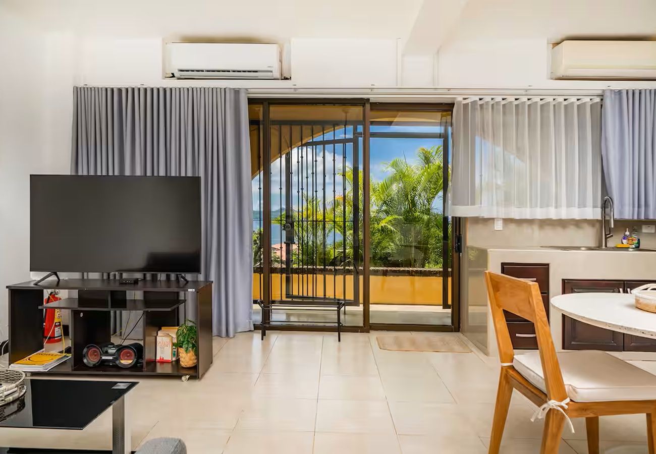 Studio in Playa Flamingo - Playa Flamingo: Studio 5-mins Walk to the Beach - Presidential Suites 17b