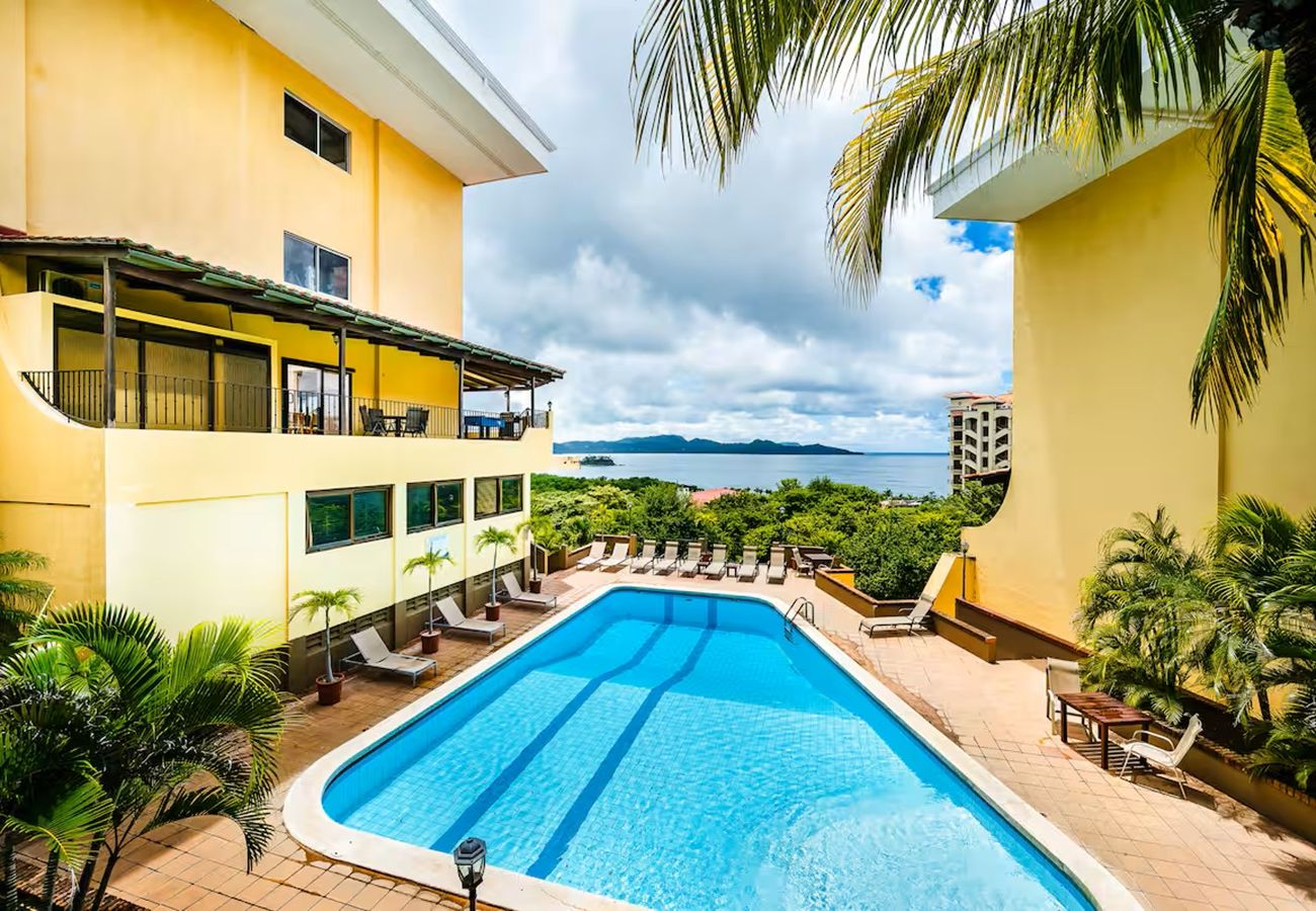 Studio in Playa Flamingo - Playa Flamingo: Studio 5-mins Walk to the Beach - Presidential Suites 17b