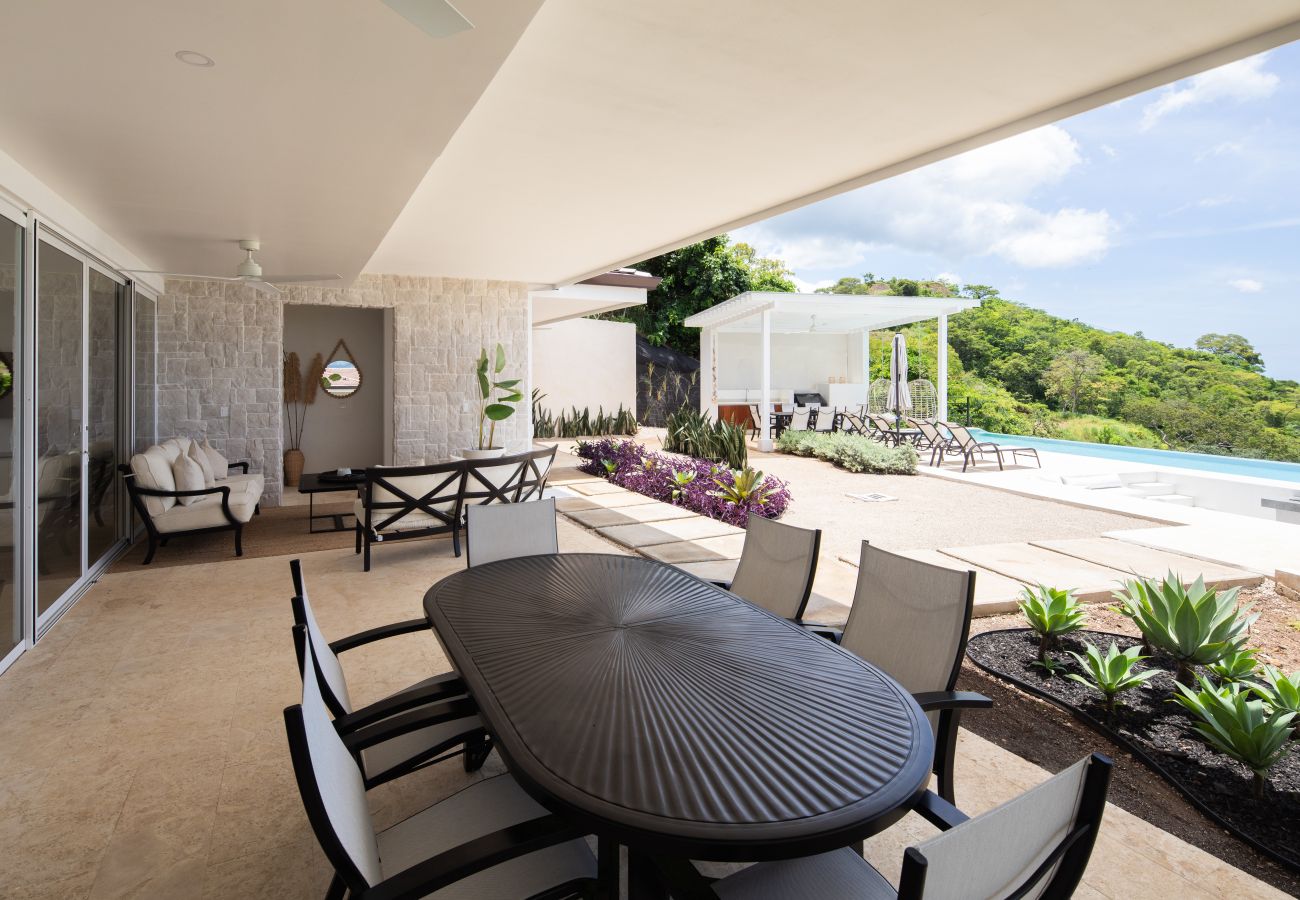 House in Playa Flamingo - 5BR home|Mar Vista|Ocean View, Pool, Deck|Fire Pit – Casa Ayla A