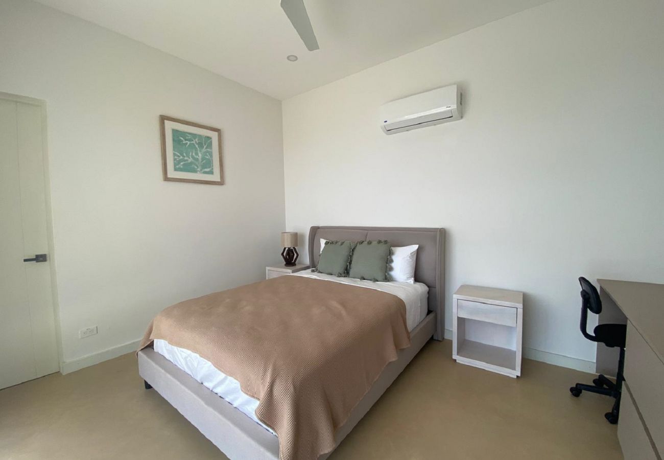 House in Playa Flamingo - 2 BR Home in Mar Vista-Pool-Balcony-Ocean View-BBQ: Casa Ayla B