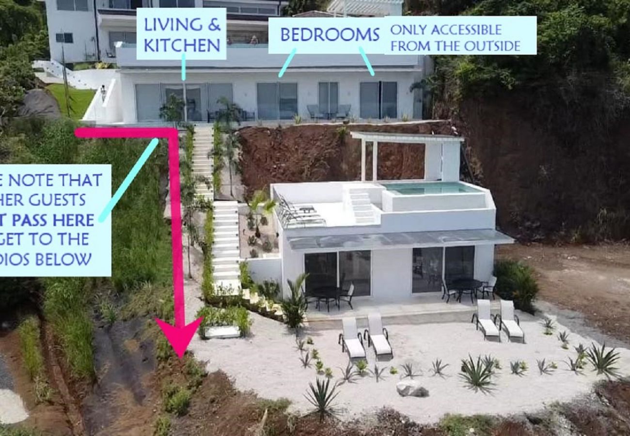 House in Playa Flamingo - 2 BR Home in Mar Vista-Pool-Balcony-Ocean View-BBQ: Casa Ayla B