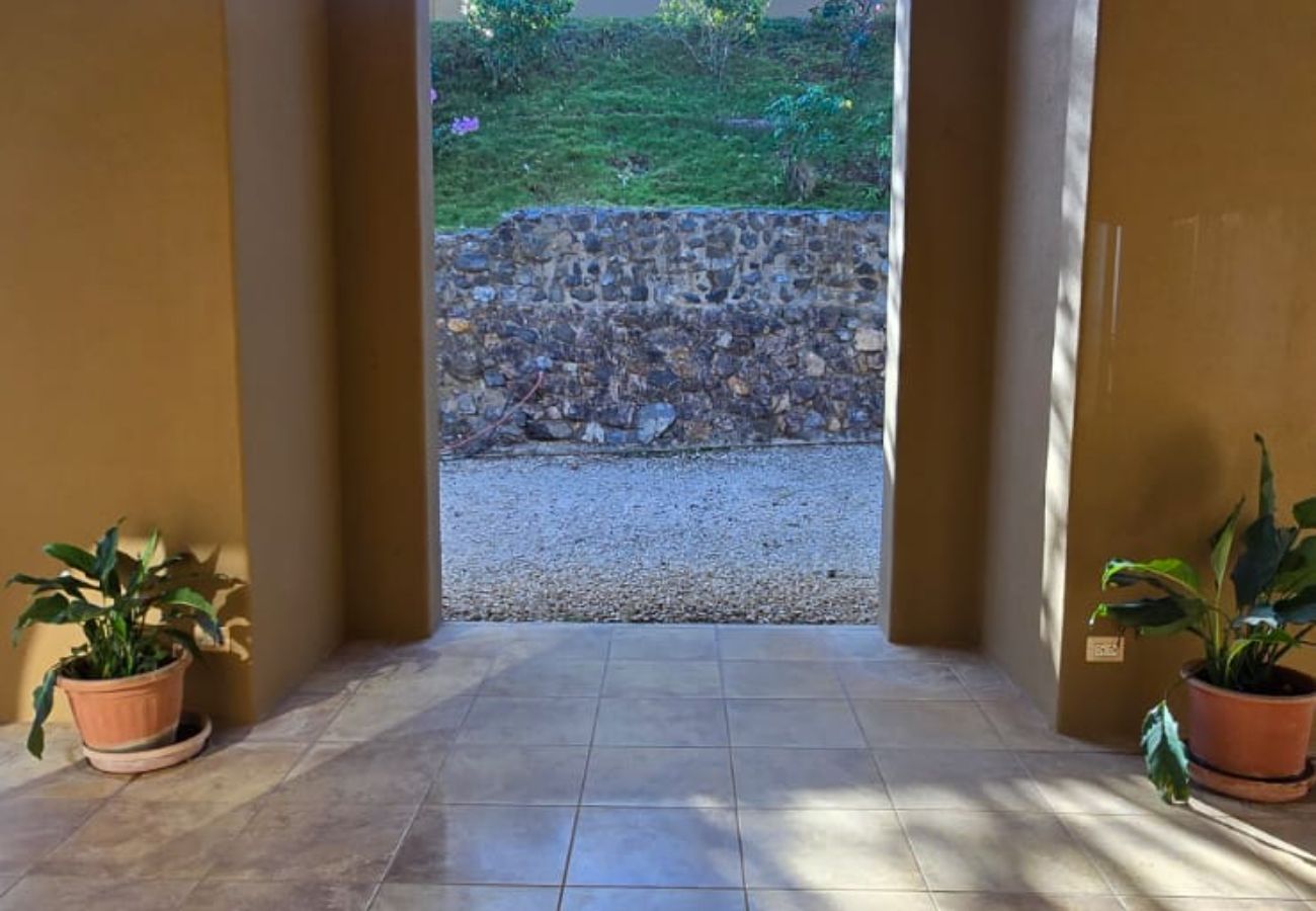 House in Potrero - Housekeeping•BBQ•Pool•4 TVs•Garden•Oceanview villa: Casa Sol Azul