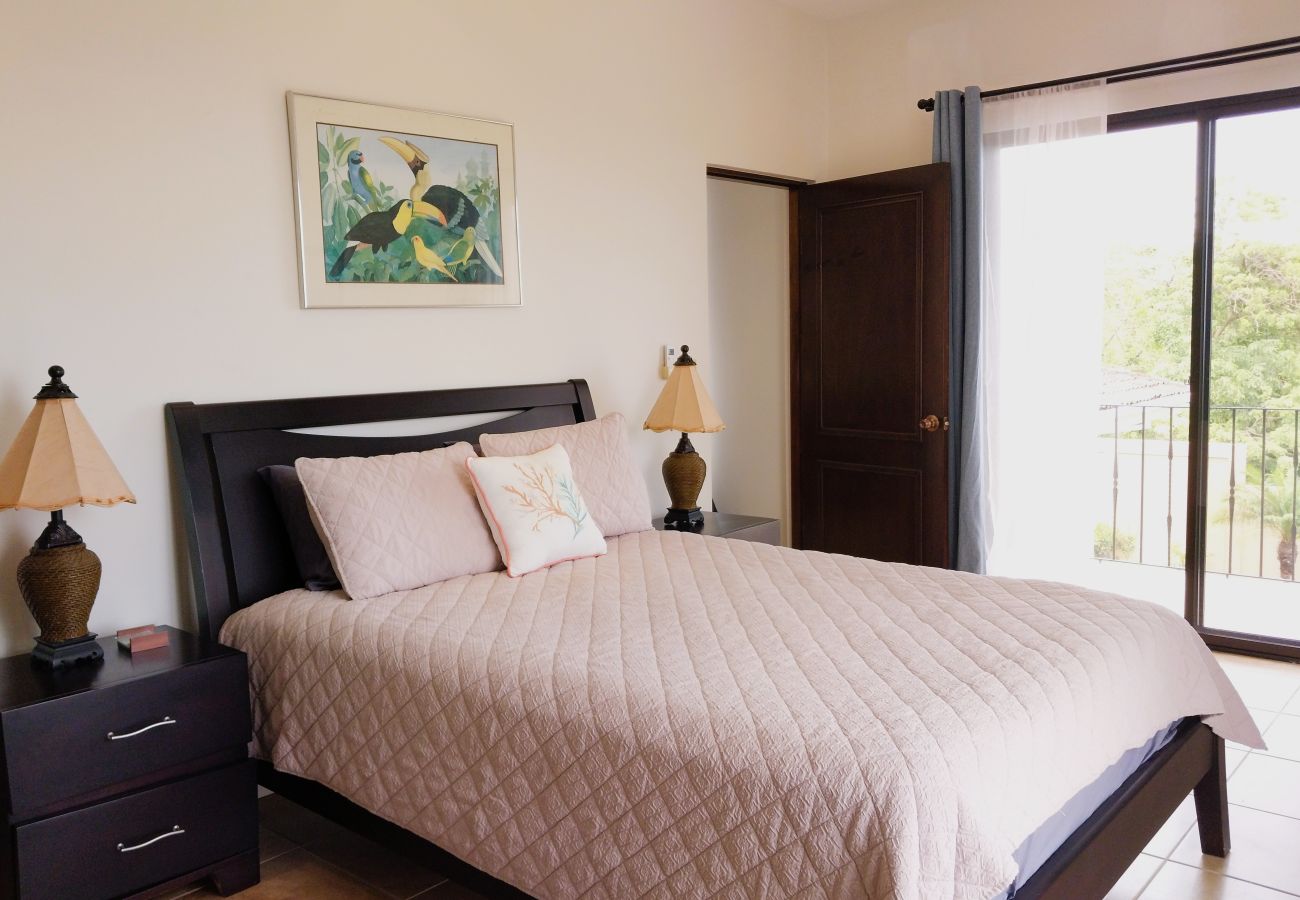 House in Potrero - Housekeeping•BBQ•Pool•4 TVs•Garden•Oceanview villa: Casa Sol Azul