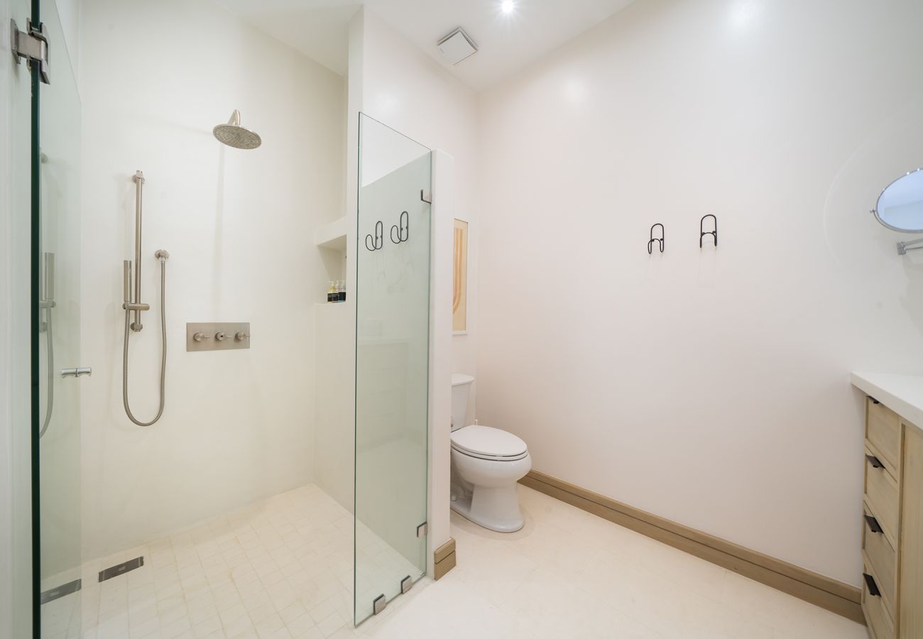 Condominium in Las Catalinas - Beach Club Included | 1 min to beach | sleeps 5 | Plaza Mercado 12